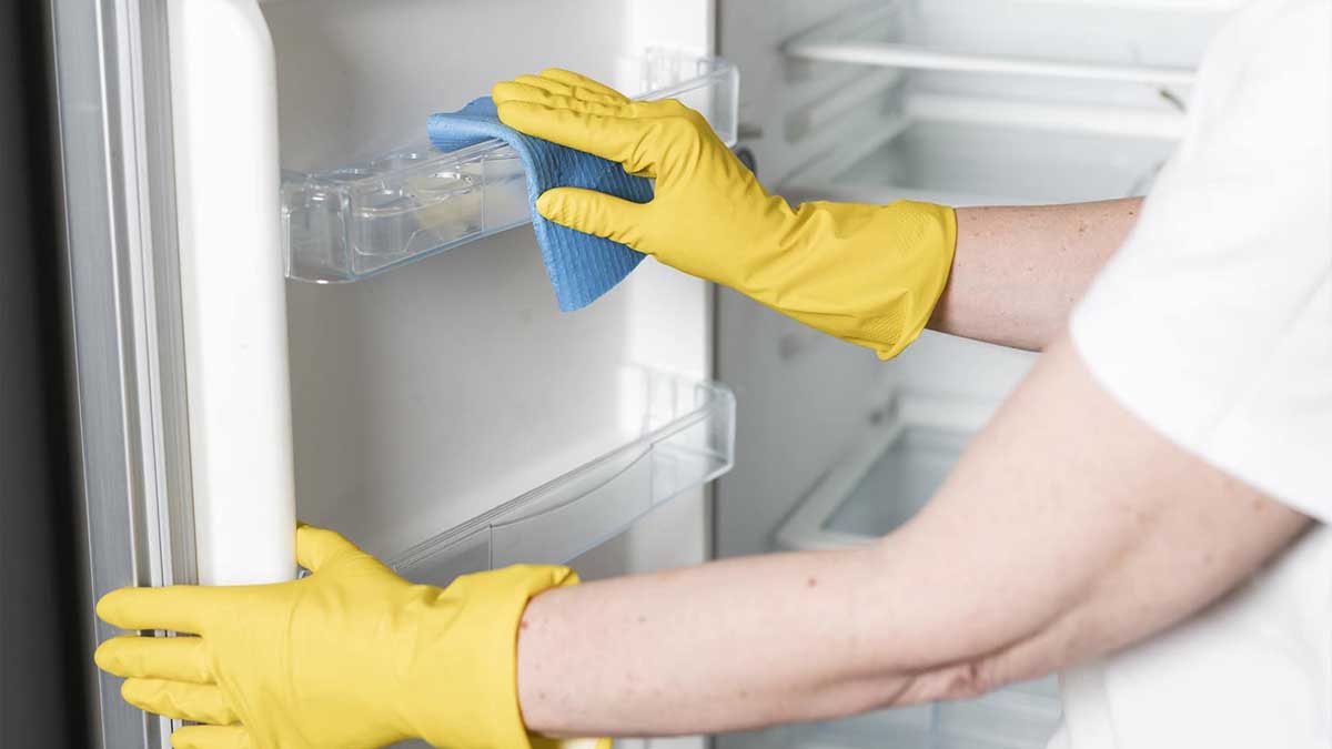Nettoyage frigo : cette grosse erreur que tout le monde reproduit !